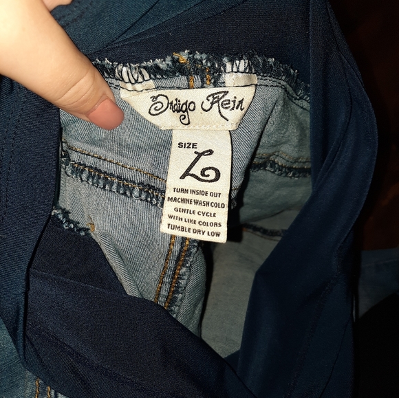 Maternity - Picture 2 of 2